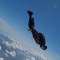 Un salto en paracaídas con vientos de más de 400 km por hora
