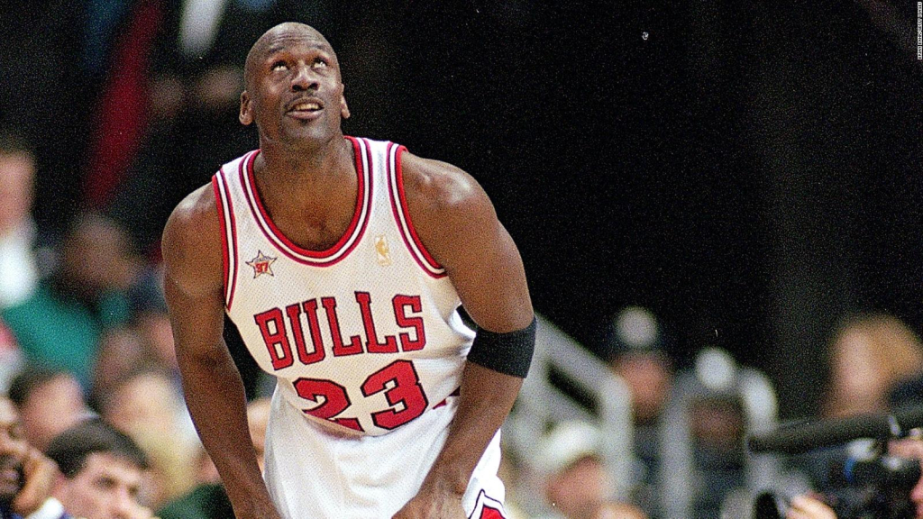 Destierro Dar a luz digestión Michael Jordan y el 23 dominan eBay | CNN
