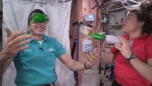 ¿Qué pasa cuando mezclas a Nickelodeon con astronautas?