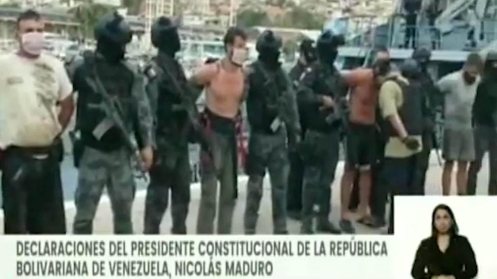 Rusia ofrece ayuda a Venezuela ante supuesta "incursión"
