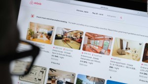 Airbnb despide al 25% de sus empleados