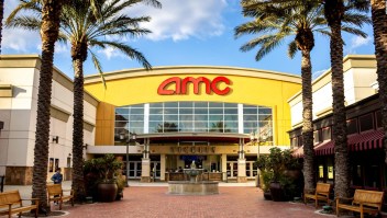 Los ingresos de AMC Theaters cayeron 22% en el primer trimestre