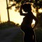 La ciencia alerta a mujeres embarazadas sobre el peligro de contraer el coronavirus