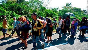 Juez bloquea regulación de Trump que limita las solicitudes de asilo de centroamericanos