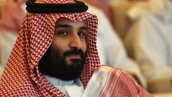 Exagente saudí acusa a bin Salman de querer matarlo