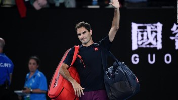 El gesto de Roger Federer con un par de aficionadas italianas