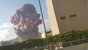 Nitrato de amonio podría ser causa de explosión en Beirut