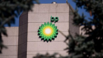 La petrolera BP invertirá miles de millones en energías limpias