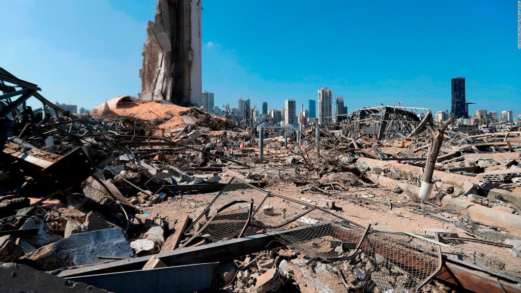 Familia cuenta cómo sobrevivió a metros la explosión en Beirut