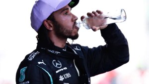 Hamilton gana otro GP de España y hace historia