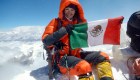 Mexicana logra un récord en las 3 montañas más altas