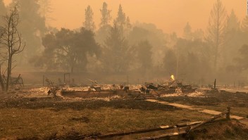 4 muertes a causa de los incendios en California