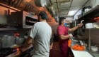 Restaurantes en Miami pueden operar a un 50% de capacidad