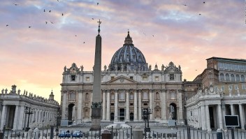 Vaticano: La eutanasia es un acto de "homicidio"