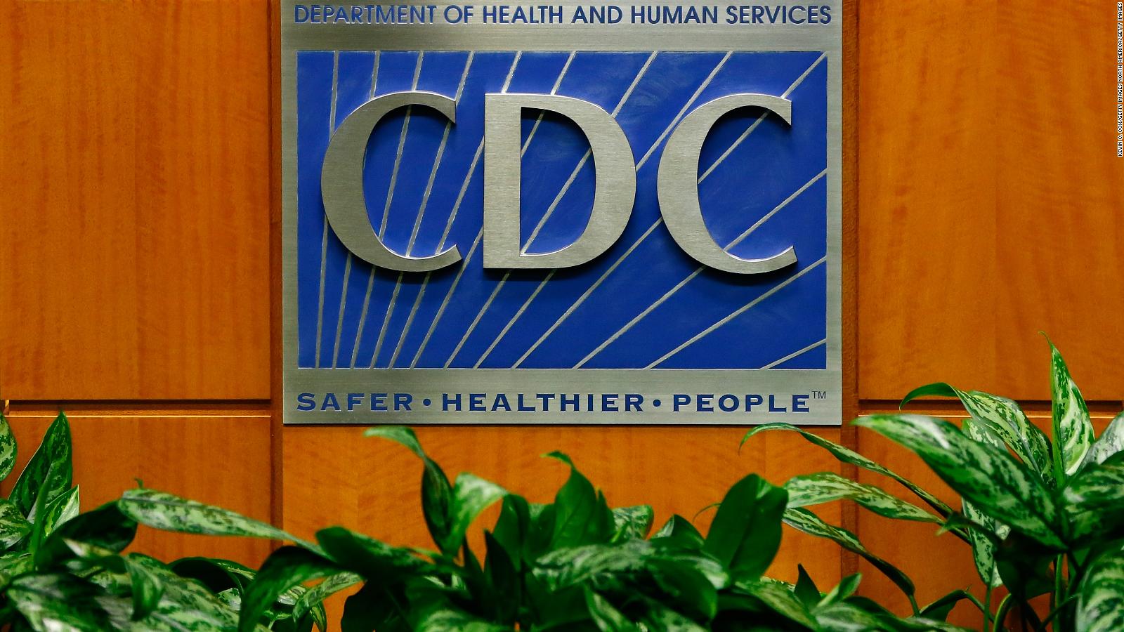 Surge polémica por nueva directriz de los CDC sobre covid-19