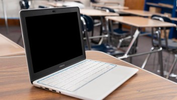 Escasean laptops por teletrabajo y clases en línea