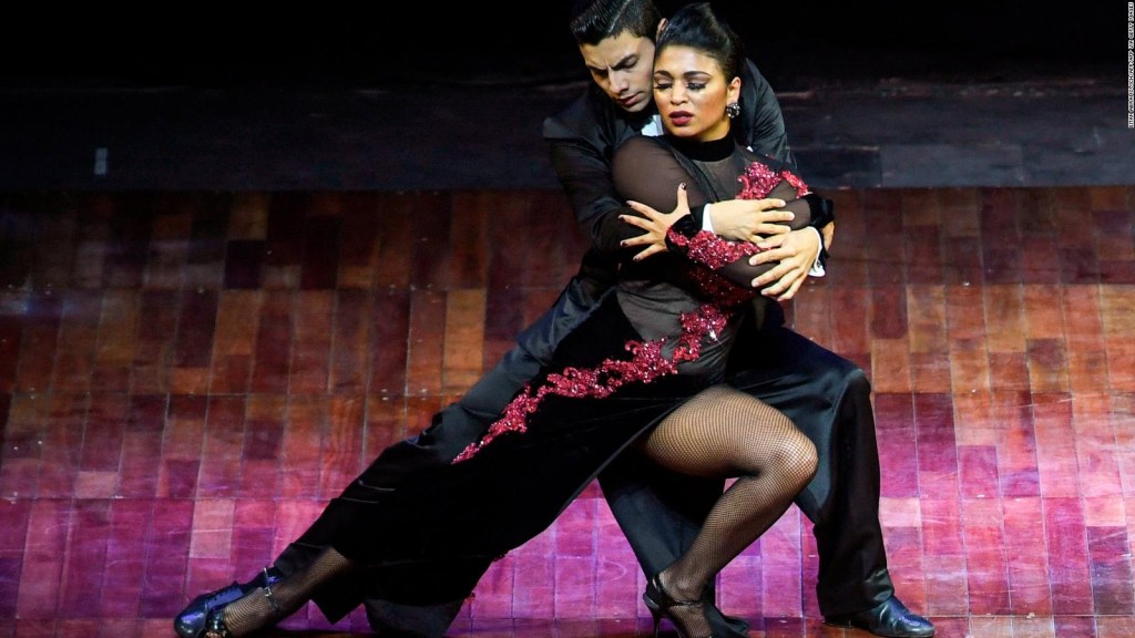 Pareja colombiana gana el Mundial de Baile Tango virtual