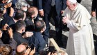 El papa brinda primera audiencia con público en 6 meses