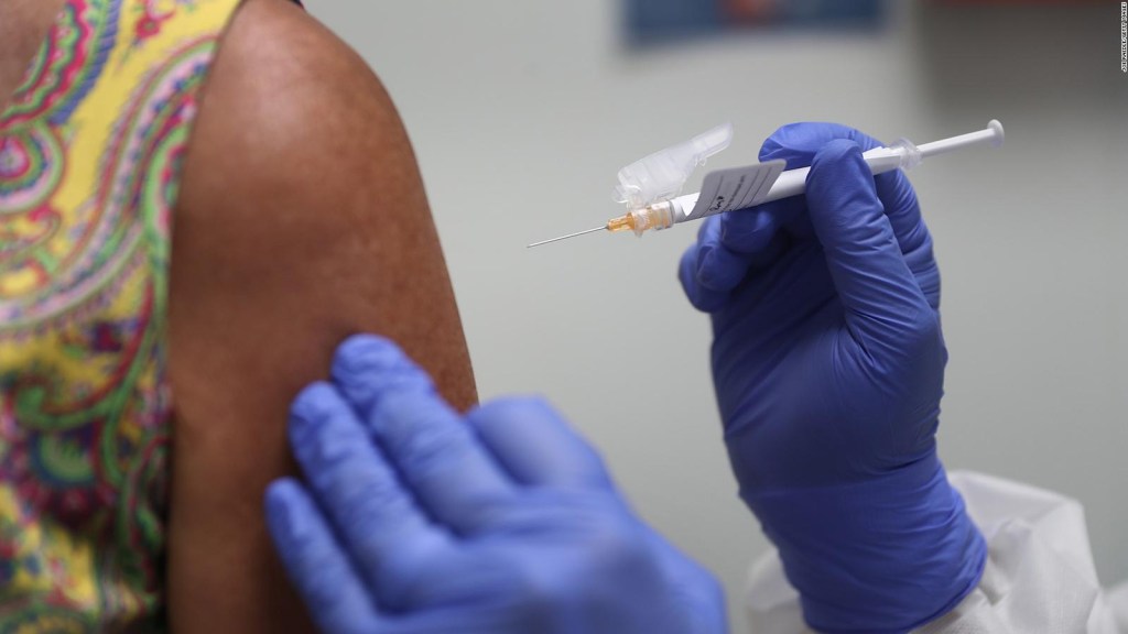 Pfizer-Biontech: la vacuna "podría aprobarse en octubre"