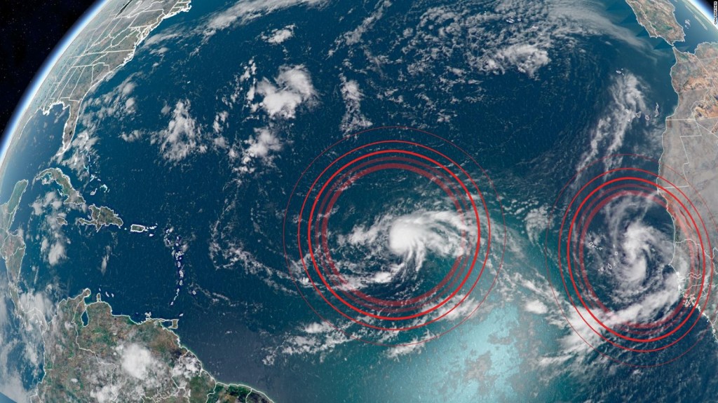 Triple amenaza tropical en el océano Atlántico