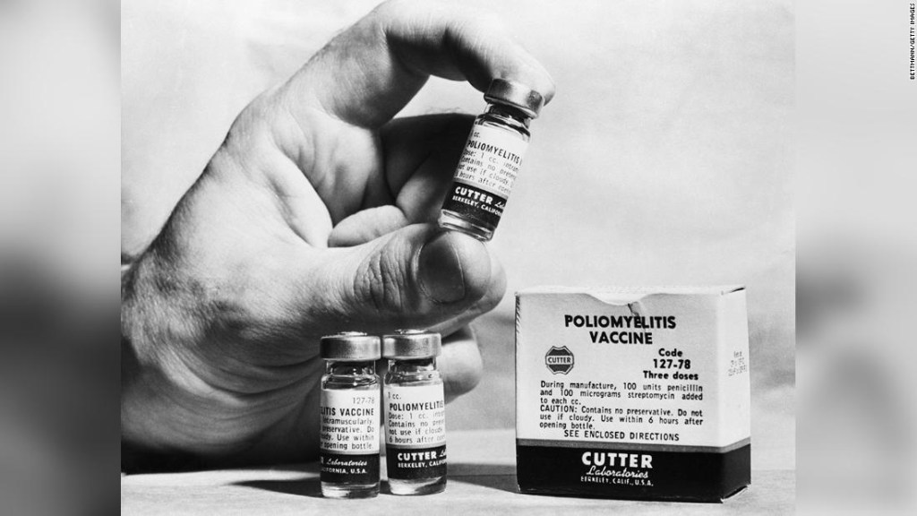 Desastres pasados de vacunas muestran por qué apresurar una vacuna contra el coronavirus ahora sería 'colosalmente estúpido'