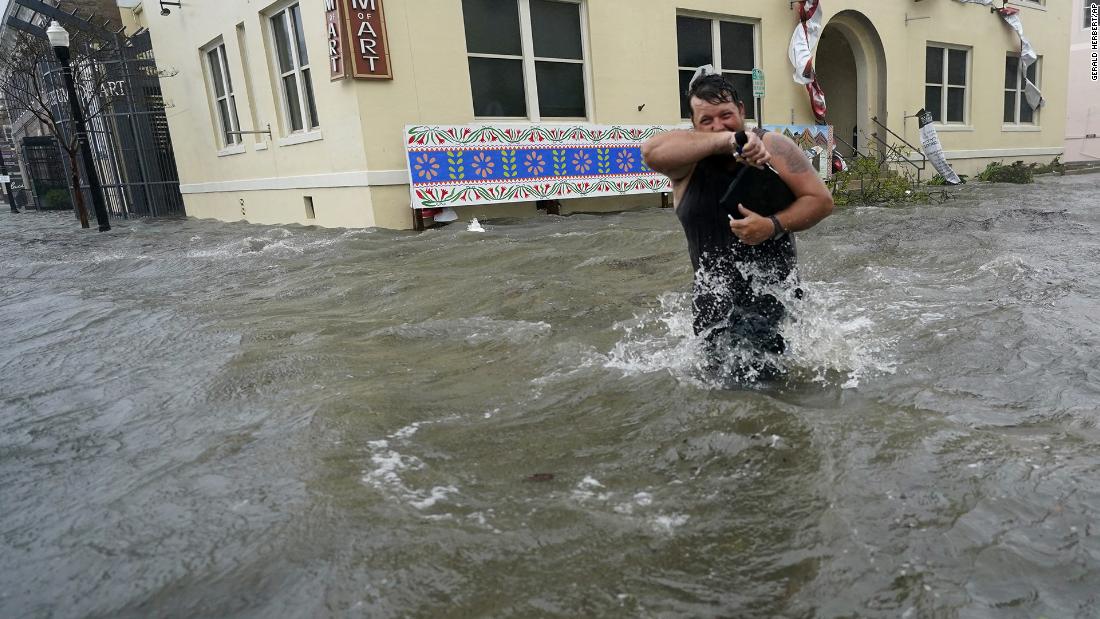 Hurricane Sally threatens southeastern US after hitting Florida and Alabama