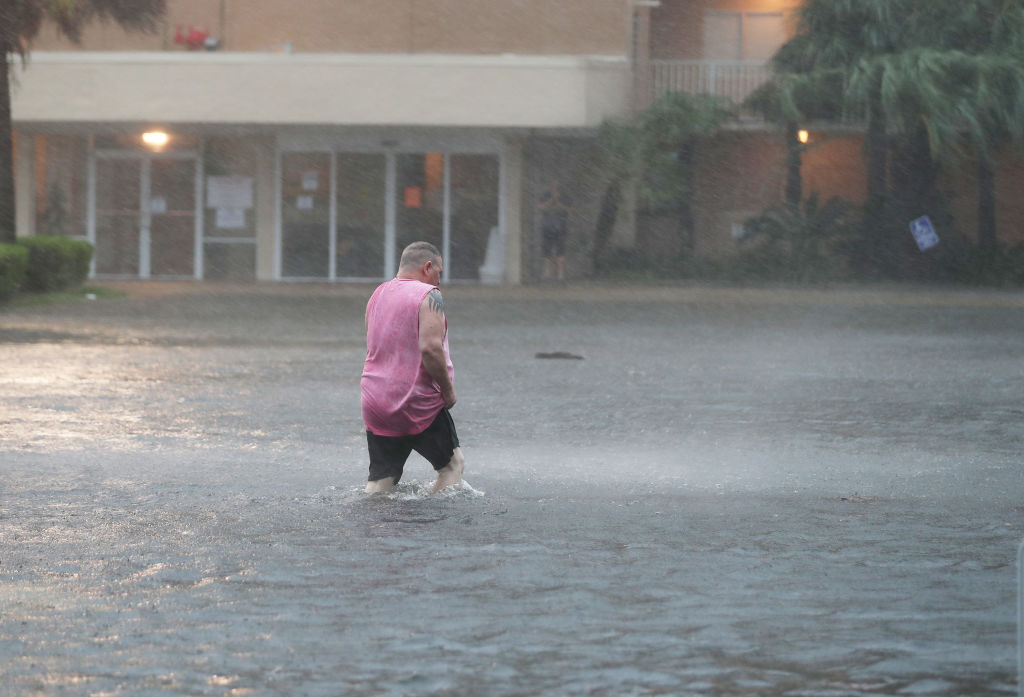 Alabama curfew decreed after Sally passes