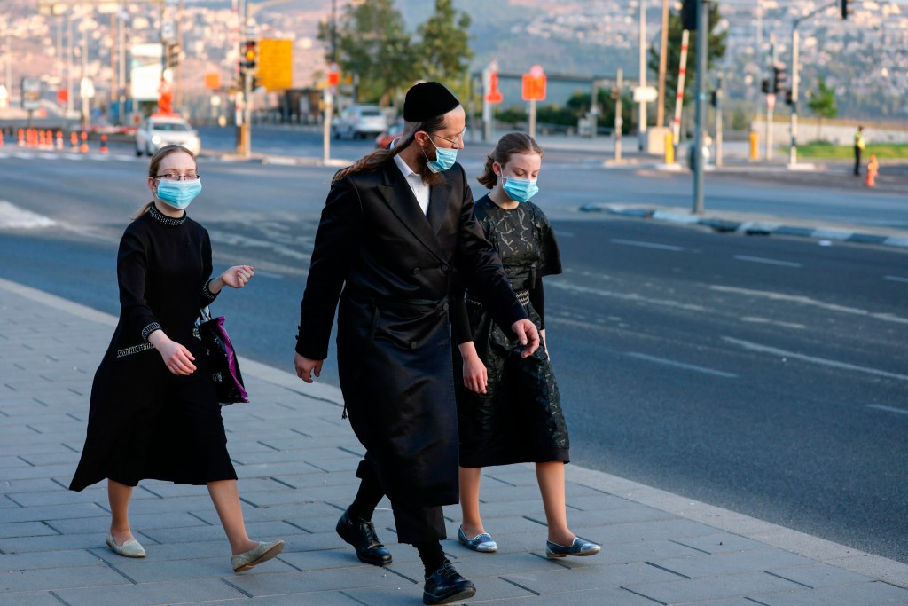 Israel, en alerta por el aumento de casos diarios de covid-19