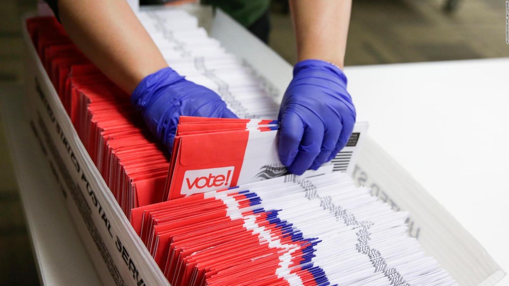 ¿Cómo procesan y protegen las boletas enviadas por correo?