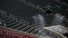El estadio Mercedes-Benz utiliza drones desinfectantes contra el coronavirus