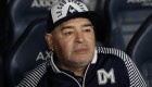 Maradona responde a críticas por su protector facial