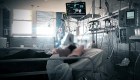 Radiografía de un sistema que no puede colapsar en Argentina: las terapias intensivas