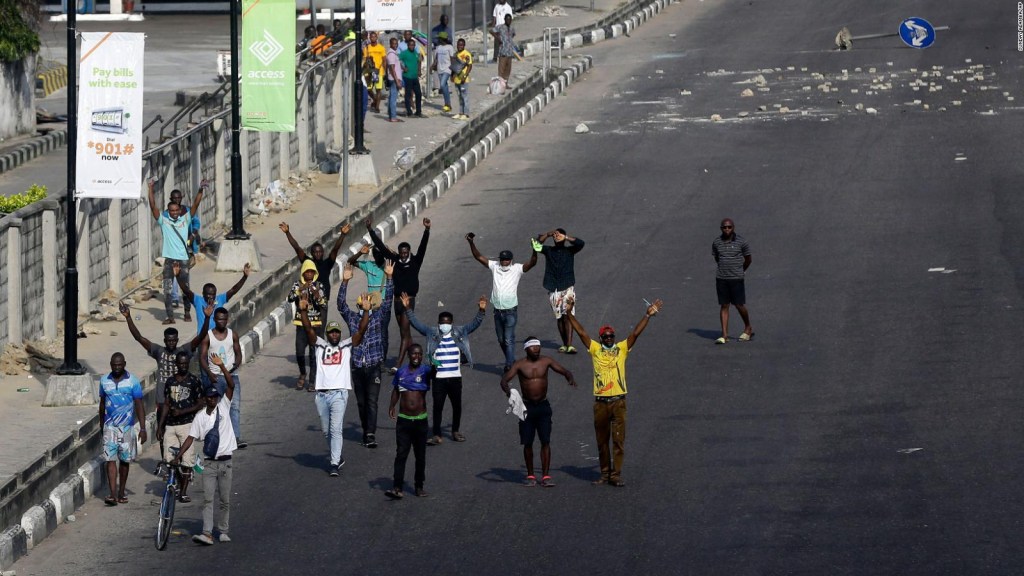 Disturbios por manifestaciones en Nigeria dejan 56 muertos
