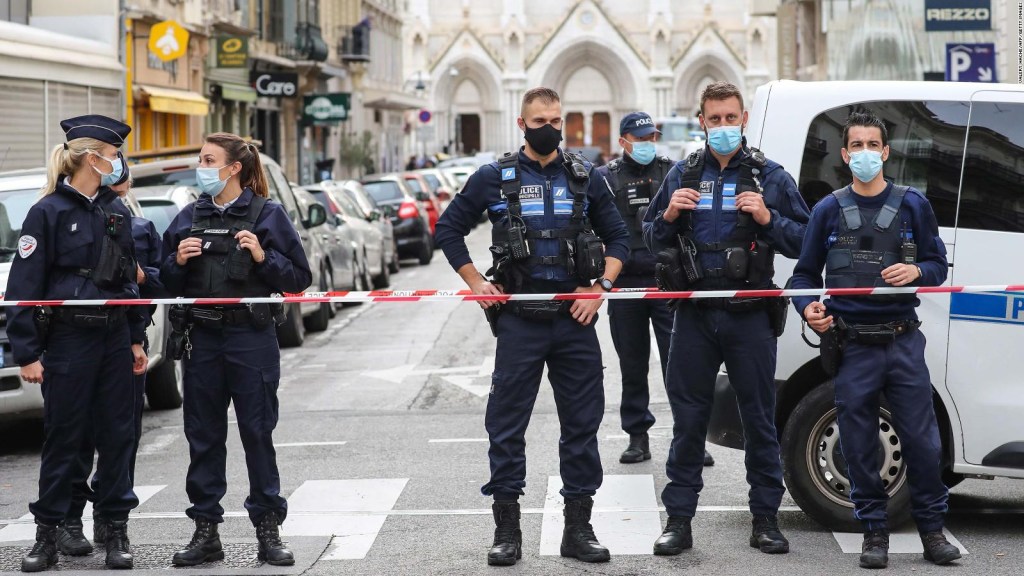 Turquía condena el ataque con cuchillo en Niza