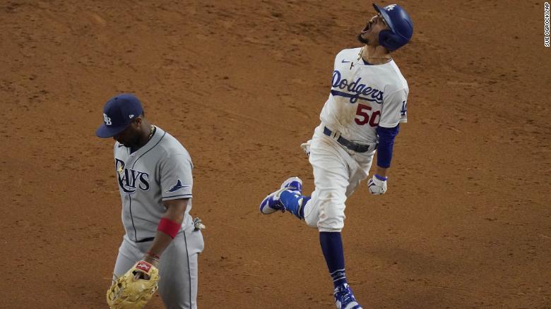 Los Dodgers Ganan La Serie Mundial Por Primera Vez Desde 1988