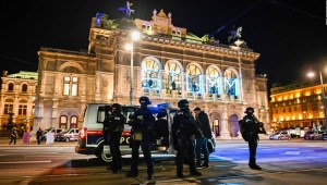 Cierran mezquitas en Austria por un ataque terrorista