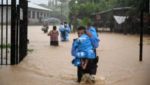 Alerta máxima en Honduras y Nicaragua por la tormenta Eta