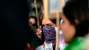 Protestas de grupos feministas en México por feminicidios