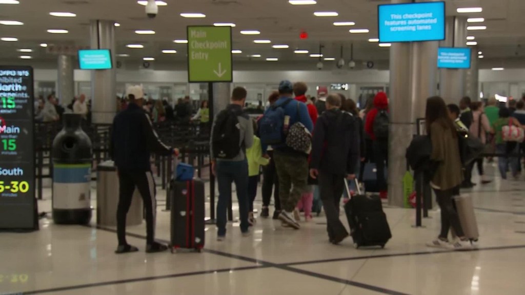 CDC does not recommend traveling for Thanksgiving