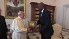El papa Francisco se reúne con cinco jugadores de la NBA