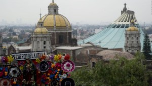 Fieles hablan del cierre de Basílica de Guadalupe