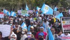 Agreden a periodistas en las manifestaciones en Guatemala