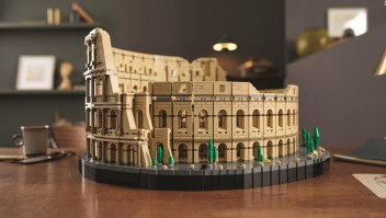 Lego lanza modelo del Coliseo de más de 9.000 piezas