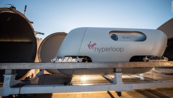 Virgin Hyperloop completa la primera prueba con pasajeros reales