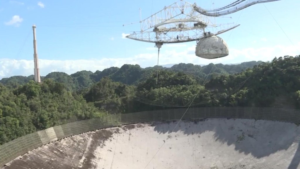 Observatorio de Arecibo colapsa previo a su demolición