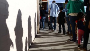 Casa Blanca inmigrantes Abogado de inmigración: "La extensión del TPS es automática"