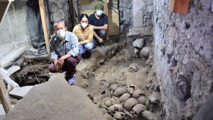 Arqueólogos descubren más de 100 cráneos en sitio azteca en Ciudad de México