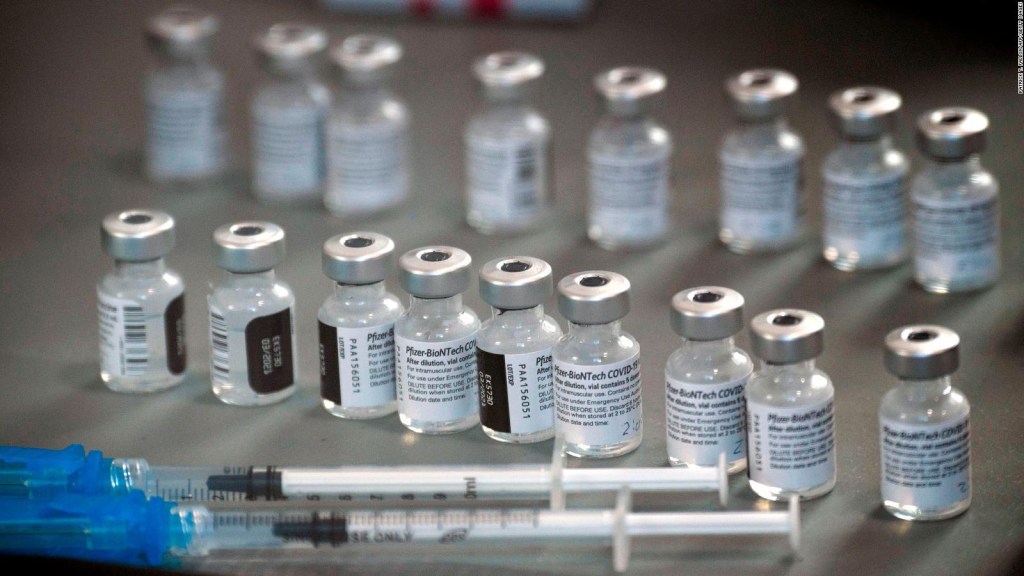 ¿Pueden las empresas obligar a sus empleados a vacunarse?