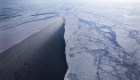 Océano Ártico, contaminado por plástico de la ropa