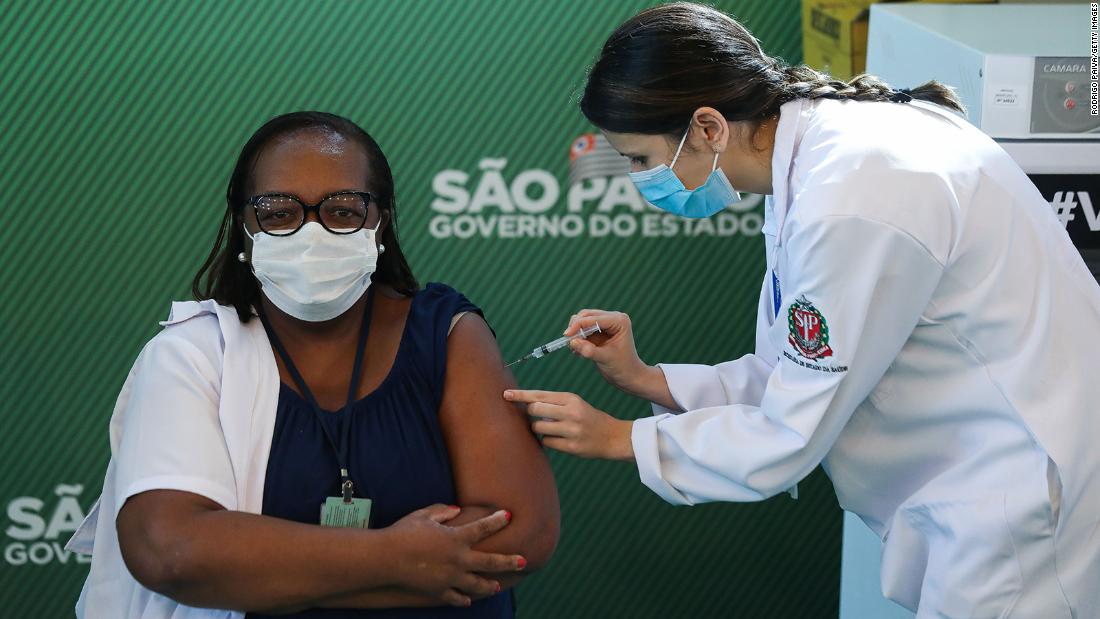 Brasil autoriza dos vacunas contra el covid-19 para uso de emergencia | CNN